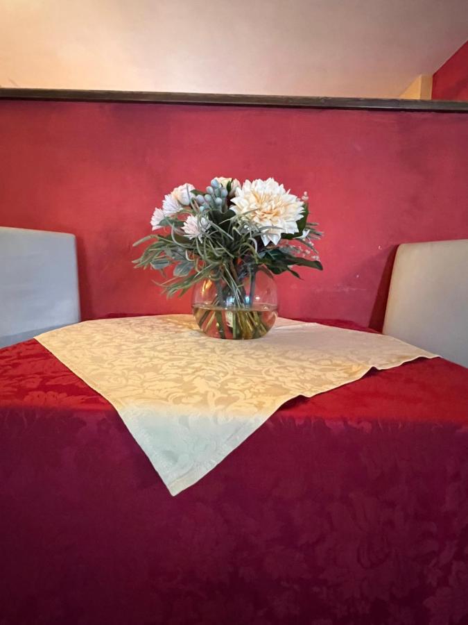 Apartment mit Balkon