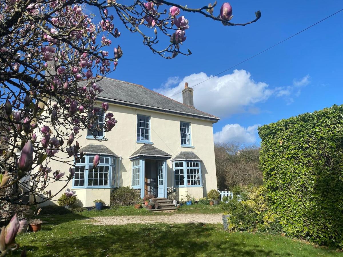 The Bell Ringers Cottage - B&B Loddiswell