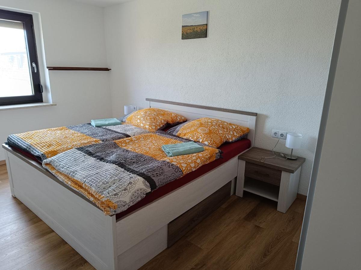 Dorfidyll - Ferienwohnung Borschütz