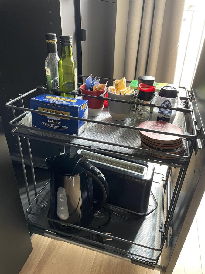 Le Vauban, central, dynamique, rénové et convivial , clim, balcon - B&B Antibes