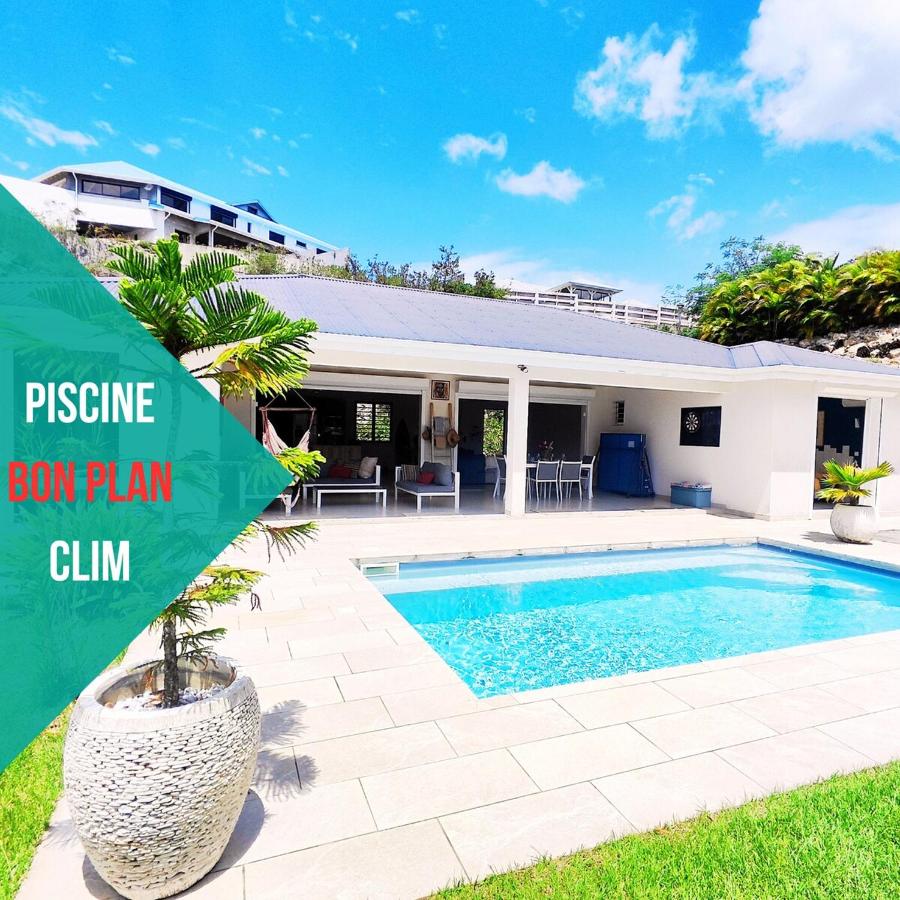 Villa Trésor des Hauts avec piscine et jardin - B&B Le Gosier