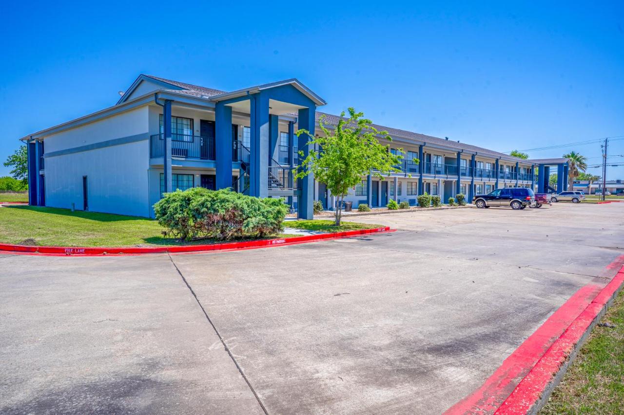 Executive Inn Port Lavaca by OYO - B&B Port Lavaca