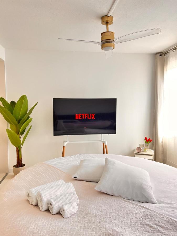 Suite esprit love lit rond Bergson Stade Zénith - B&B