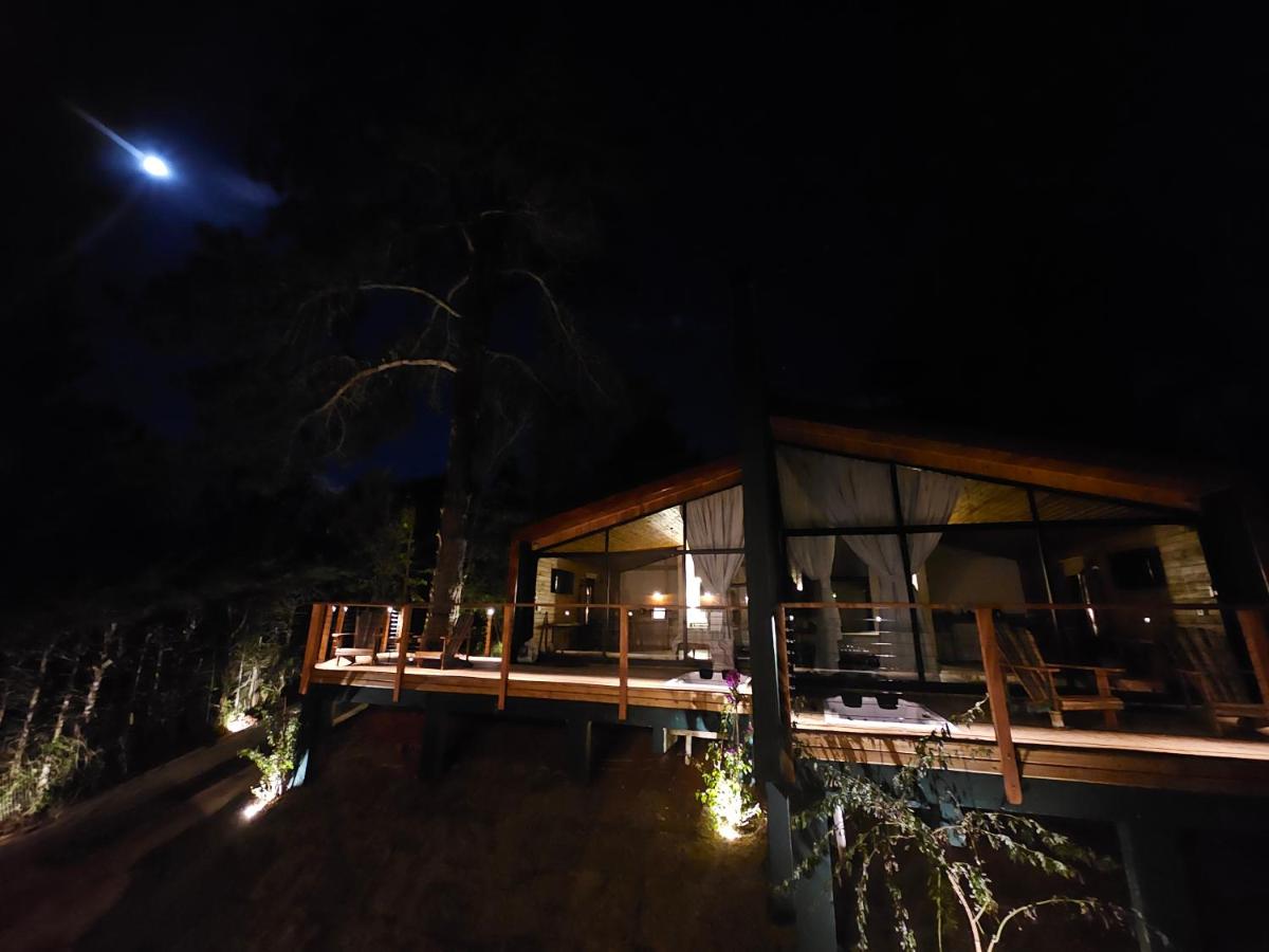 ManTeQuiero FRAMBOESA - linda, novíssima e aconchegante - B&B Campos do Jordão