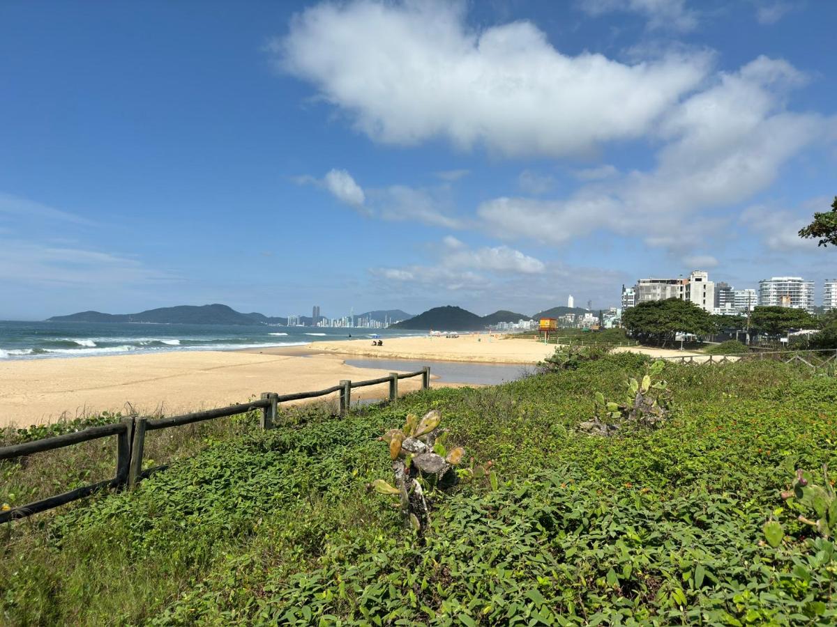 Apê 2qtrs nos Amores da Brava - B&B Itajaí