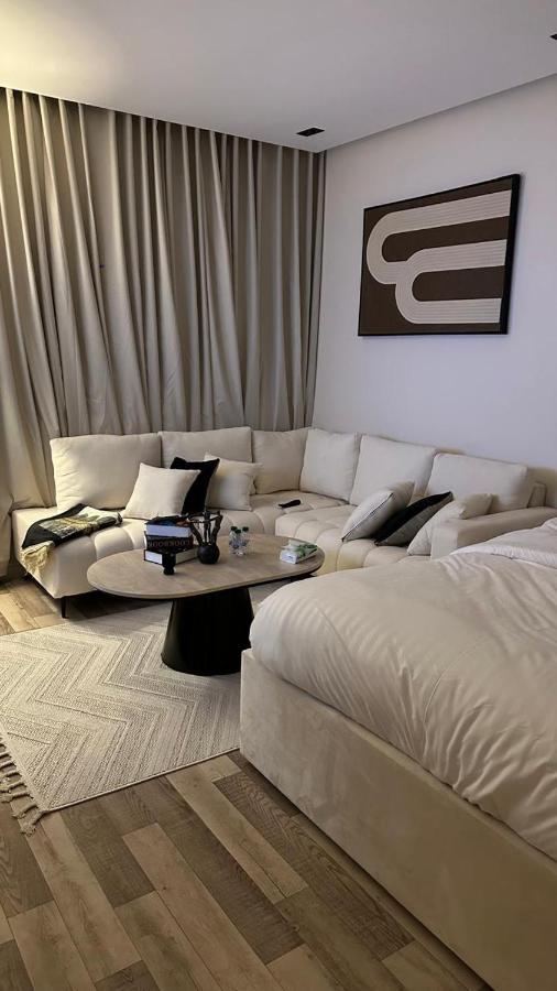 استديو برق بطابع فندقي بحي حطين - B&B