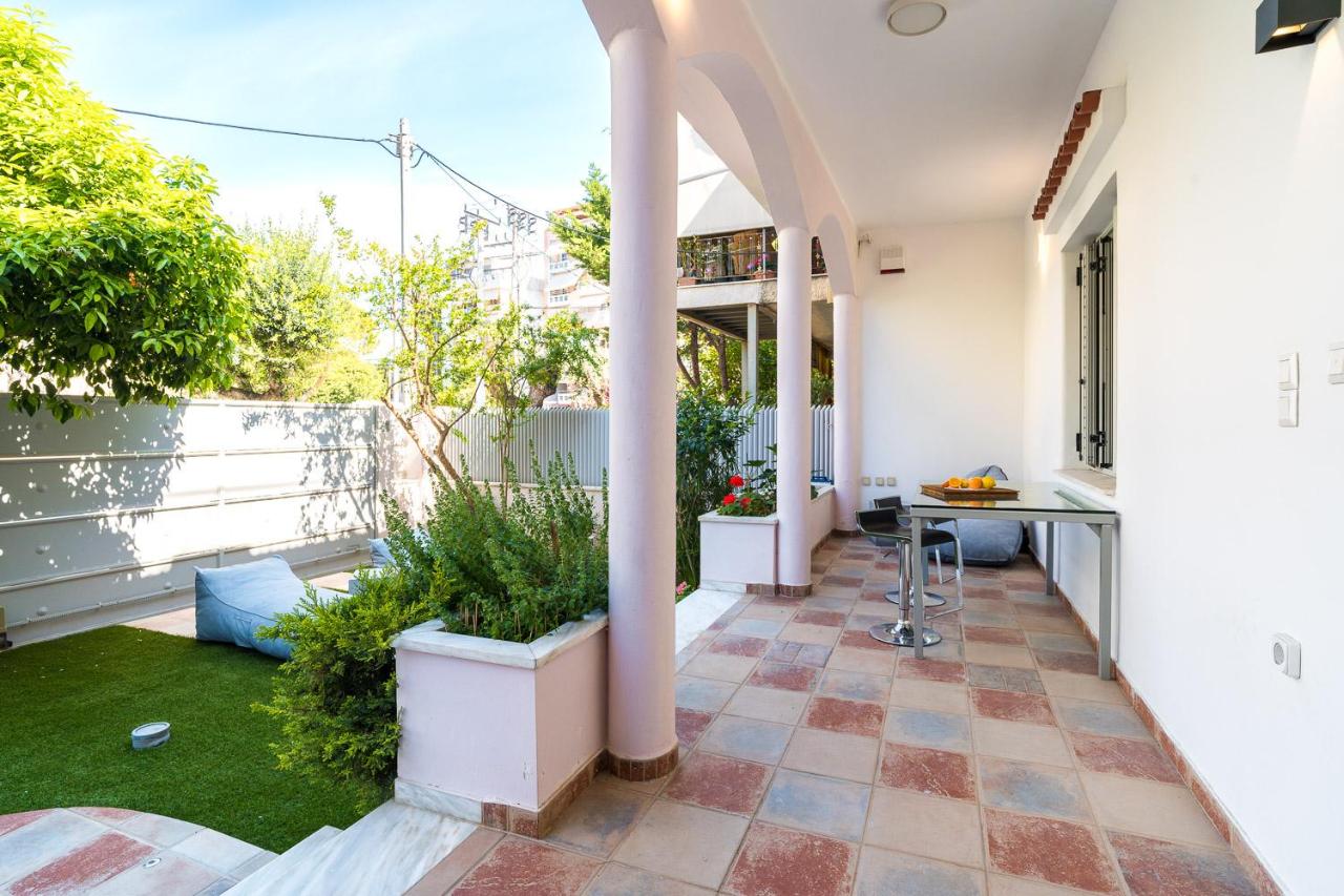 BAMBOO Athens Villa - B&B Athens