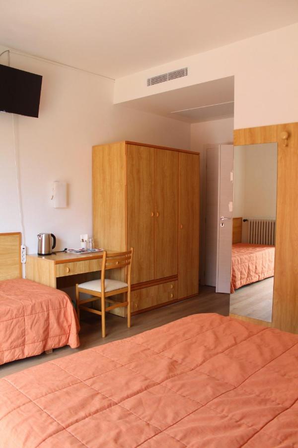 Doppelzimmer mit Balkon