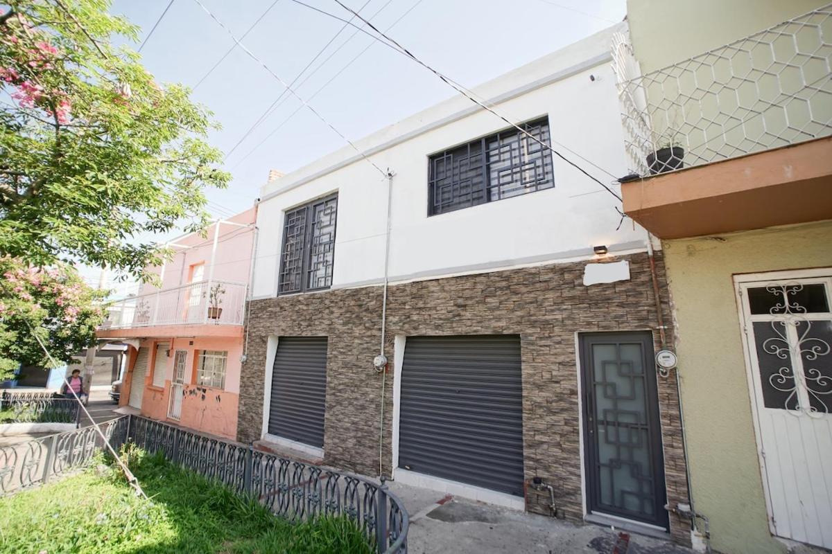 Casa Carolina Remodeled Home - Bed and Breakfast
