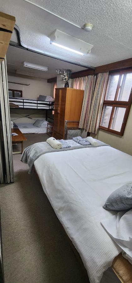 Camera Quadrupla Economy con Bagno in Comune