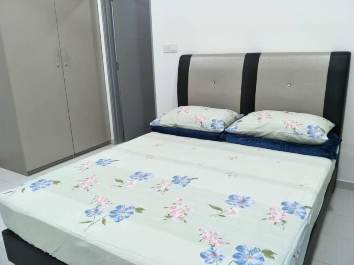 Cozy Stay at Mesahill - 2 Queen Beds by Ahmed - B&B Kampung Baharu Nilai
