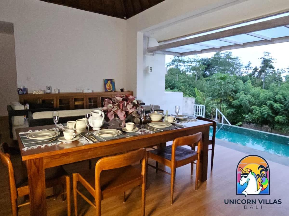 Villa Dua - by Unicorn Villas Bali - B&B Uluwatu