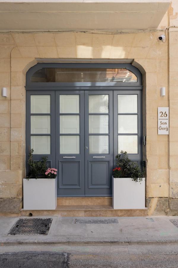Charming Stay in the 3 Cities - B&B