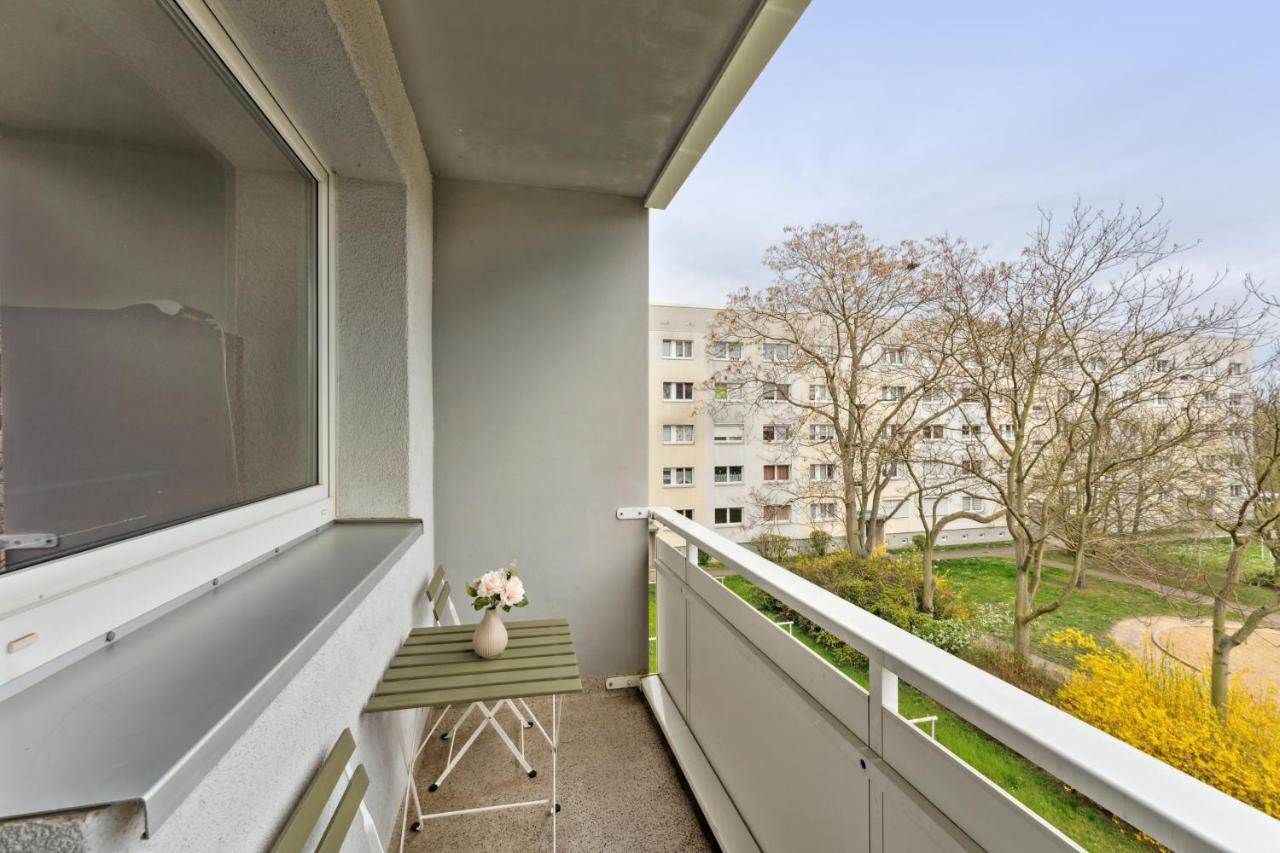 Halle Saale Apartment near S-bahn - Bed and Breakfast Halle