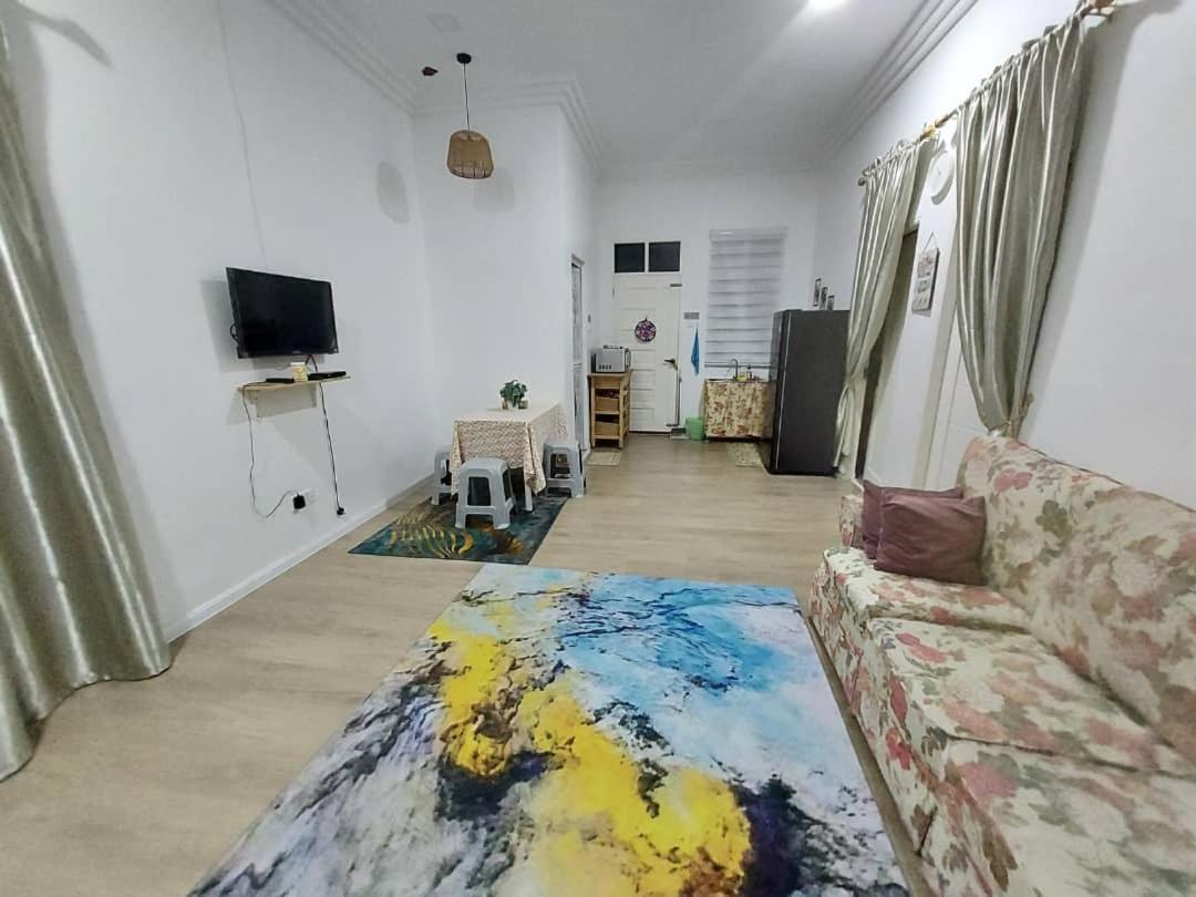 Homestay Al-Ayyubi Medan Jaya - Chambres d’hôtes Marang