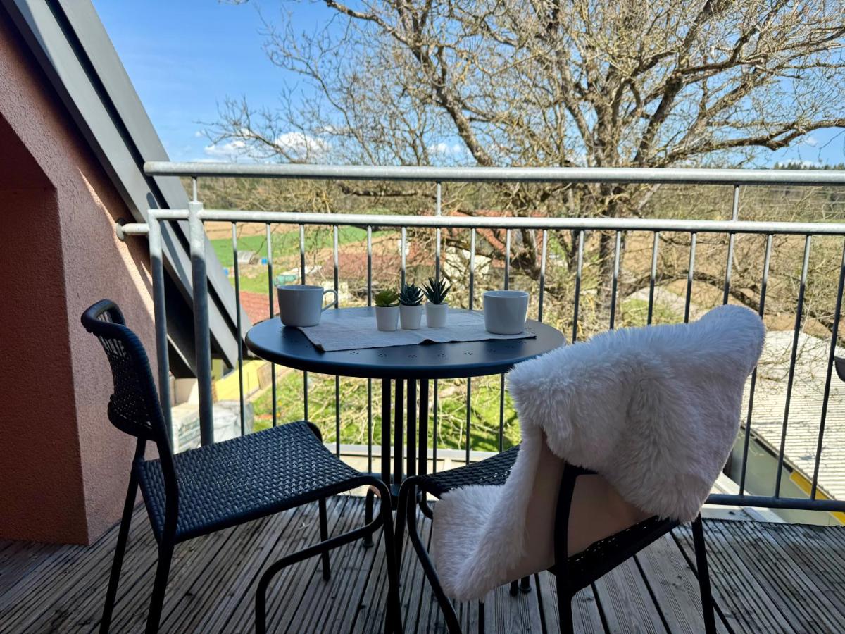 Sonniges und ruhiges Apartment in Dobl bei Graz DG06 - B&B