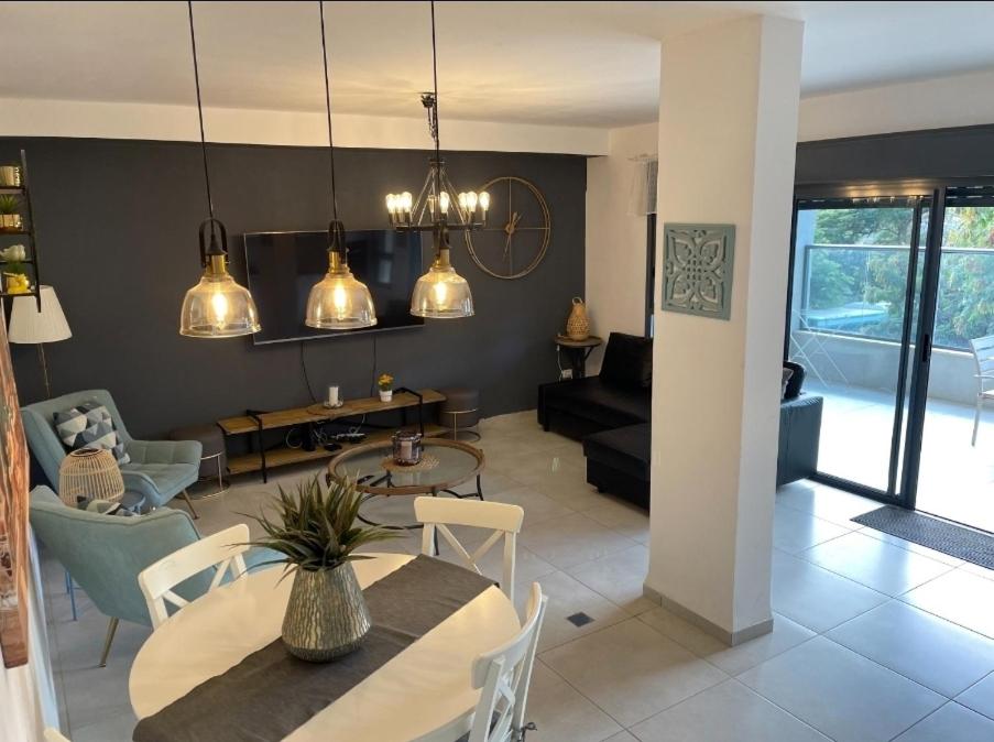 Welcome to Sunshine - B&B Migdal