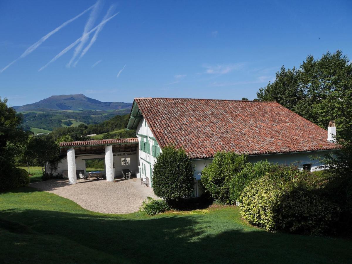 Peritxenea avec piscine - B&B Saint-Pée-sur-Nivelle