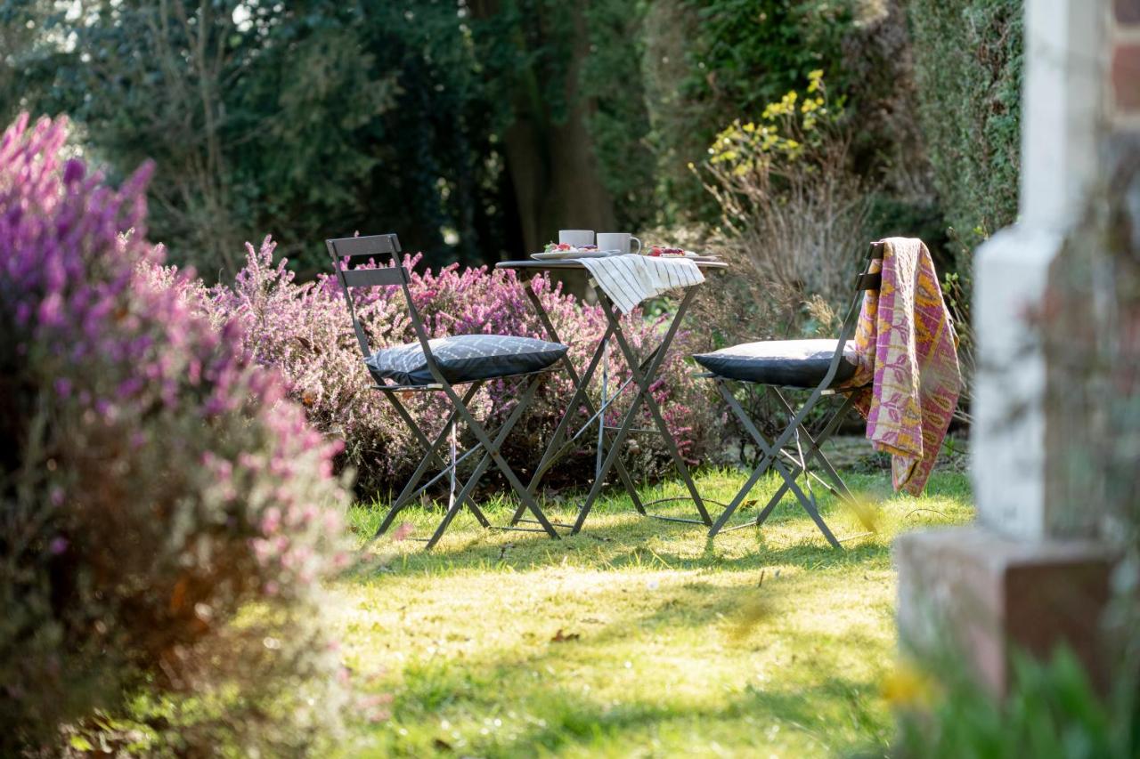 Old Mill Lodge by Huluki Sussex Stays - B&B Hurstpierpoint