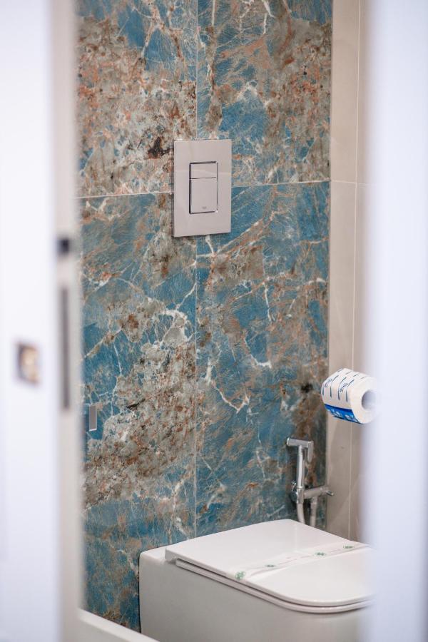 Camera King Deluxe 