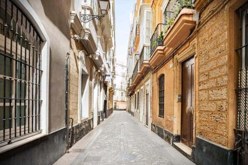Bright rooms with AC and rooftop terrace in the heart of Cadiz - Chambres d’hôtes