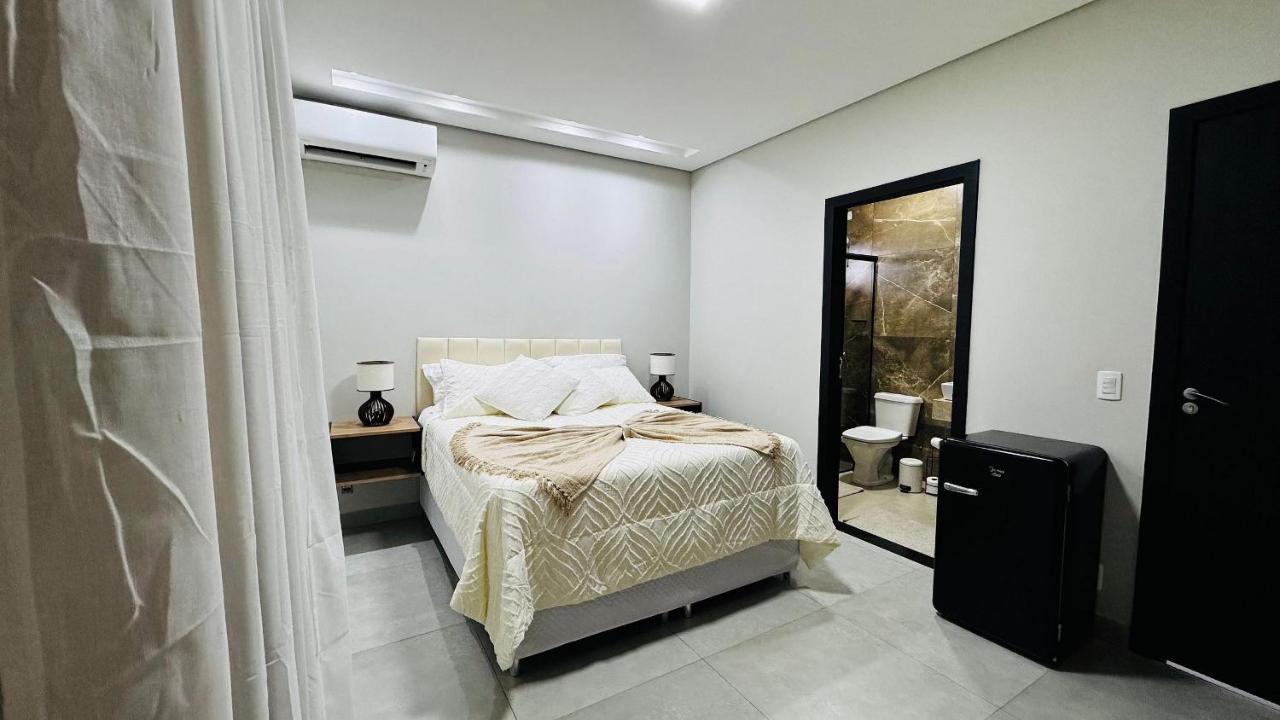 Deluxe Queen Suite