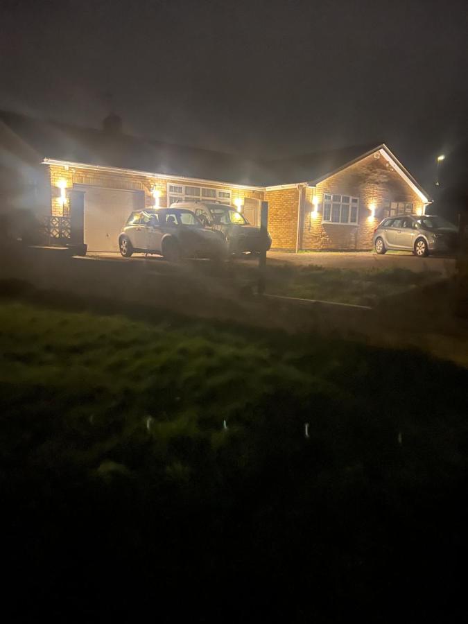 The Bungalow by SJP - Double Room - B&B Kettering