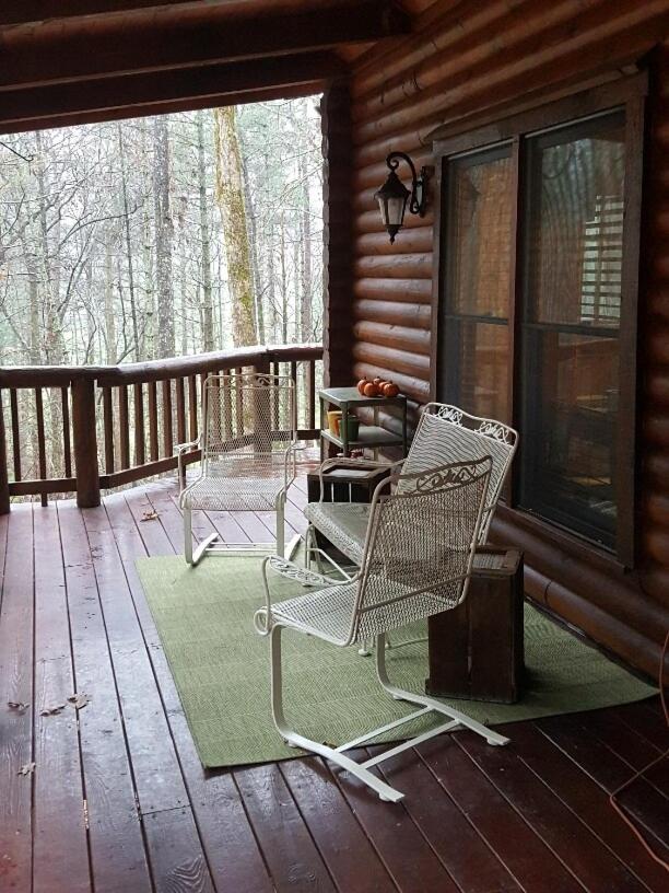 Appalachian Cabin- Trout Stream Firepit Hot Tub - Ferienwohnung