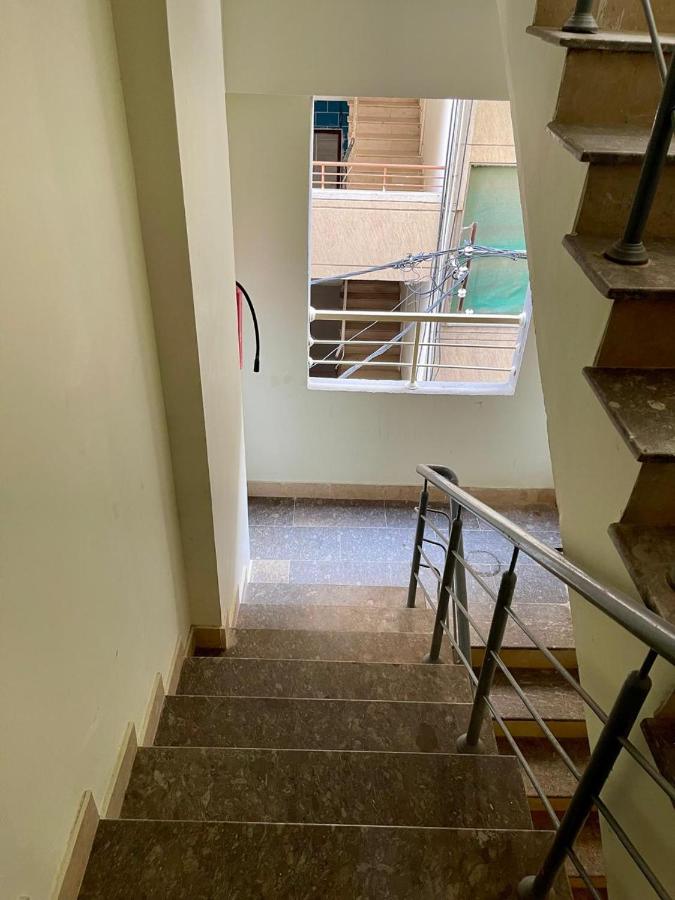 Charming 1-Bedroom Retreat in DHA Phase 6 - Chambres d’hôtes