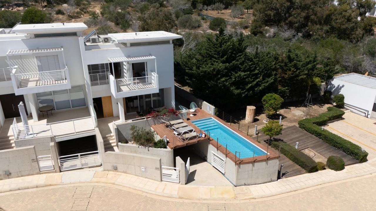 Wealthystays Niceday Hill Villa - B&B