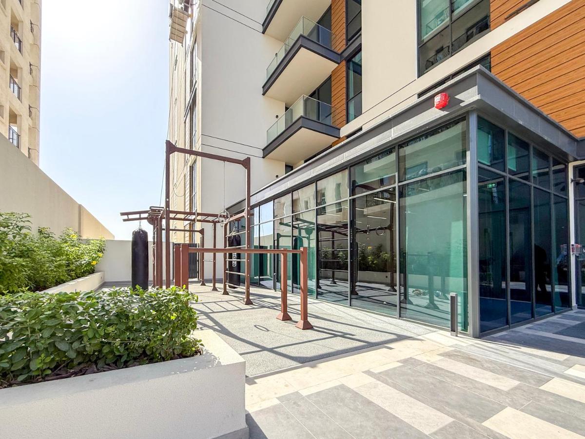 Modern Chic Studio Apartment, Belgravia Heights 2, JVC Dubai - Ferienwohnung Dubai