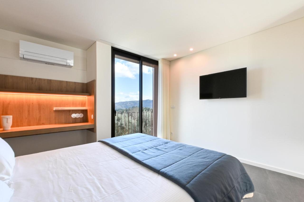 Three-Bedroom Apartment with Balcony