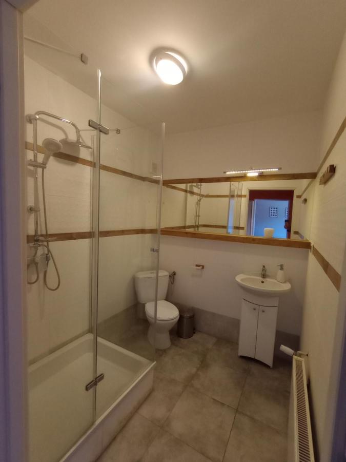 Studio-Apartment mit 2 Schlafzimmern