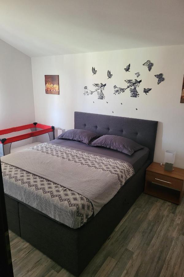 One-Bedroom Apartment with Balcony