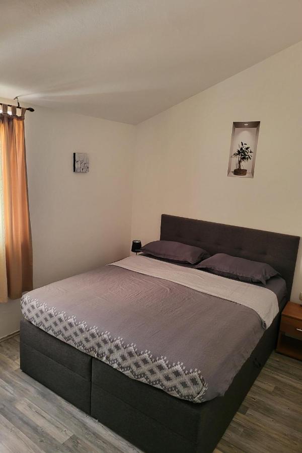 One-Bedroom Apartment with Balcony