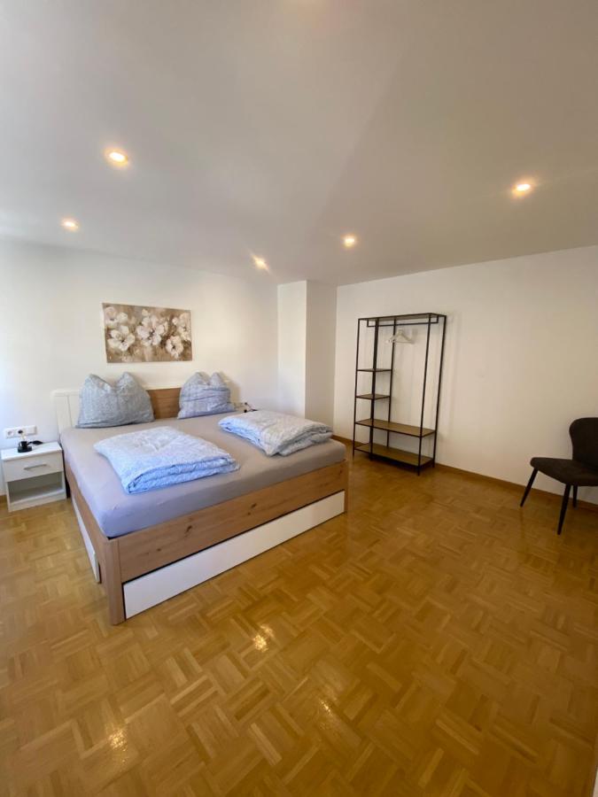 Ferienwohnung Scheuring 1 OG links - B&B Nordheim