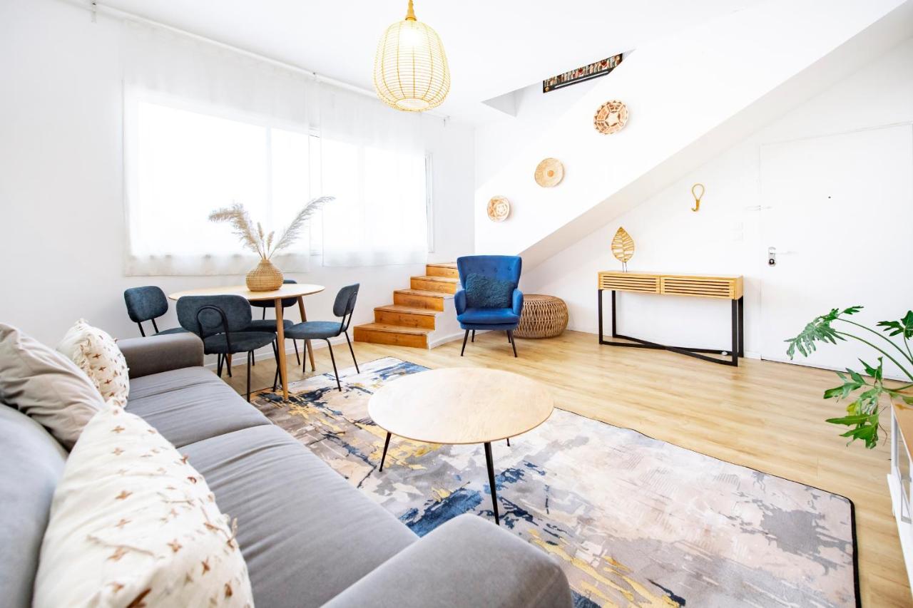 Amazing spacious Duplex with balcony and MAMAD - B&B