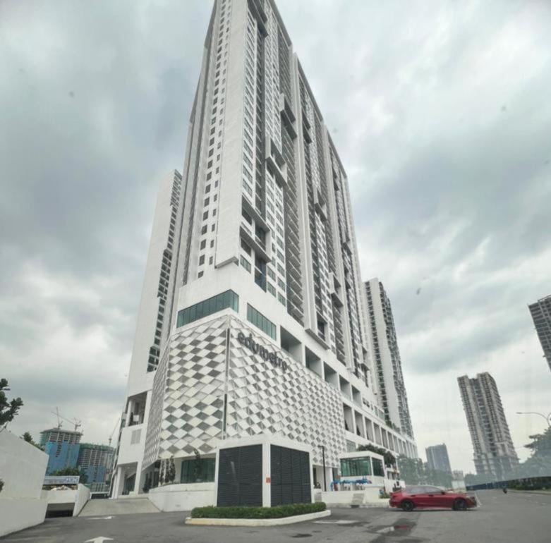 Edumetro Subang Permai USJ - Ferienwohnung