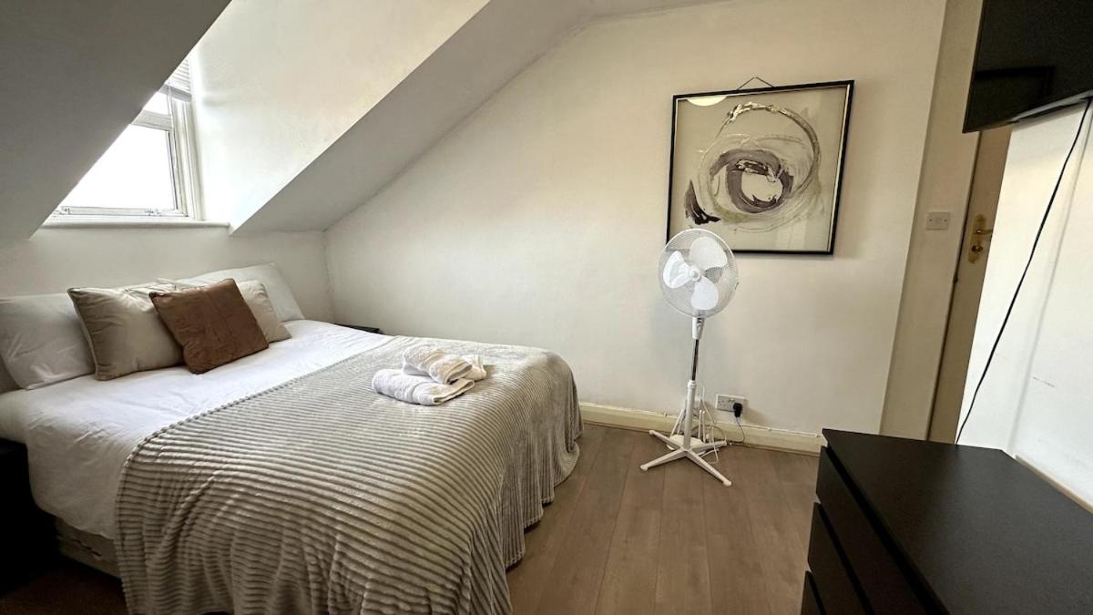An Economic Studio Sheperd's Bush - B&B