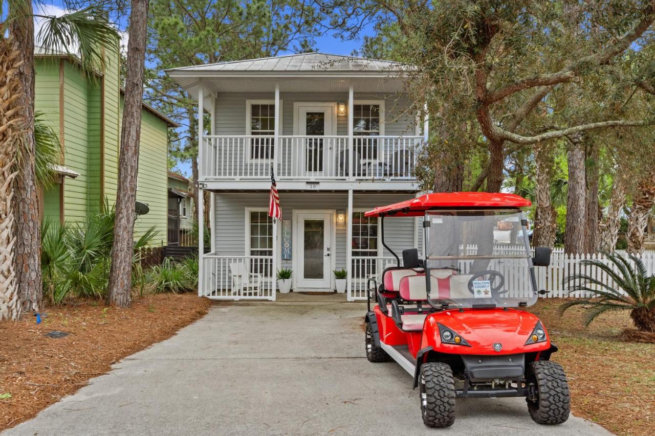 Beach Getaway w Backyard Fire Pit Golf Cart Kingfish by AvantStay - B&B