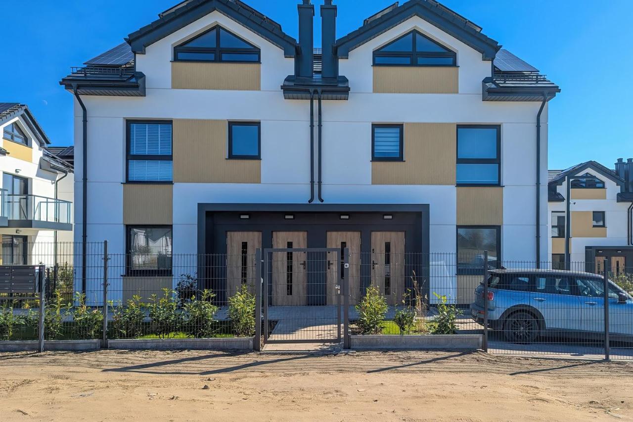 Borowikowa Comfortable Apartment Parking by Noclegi Renters - B&B