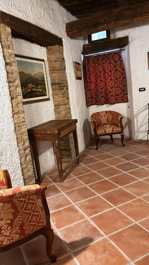 Deluxe Suite with Spa Bath