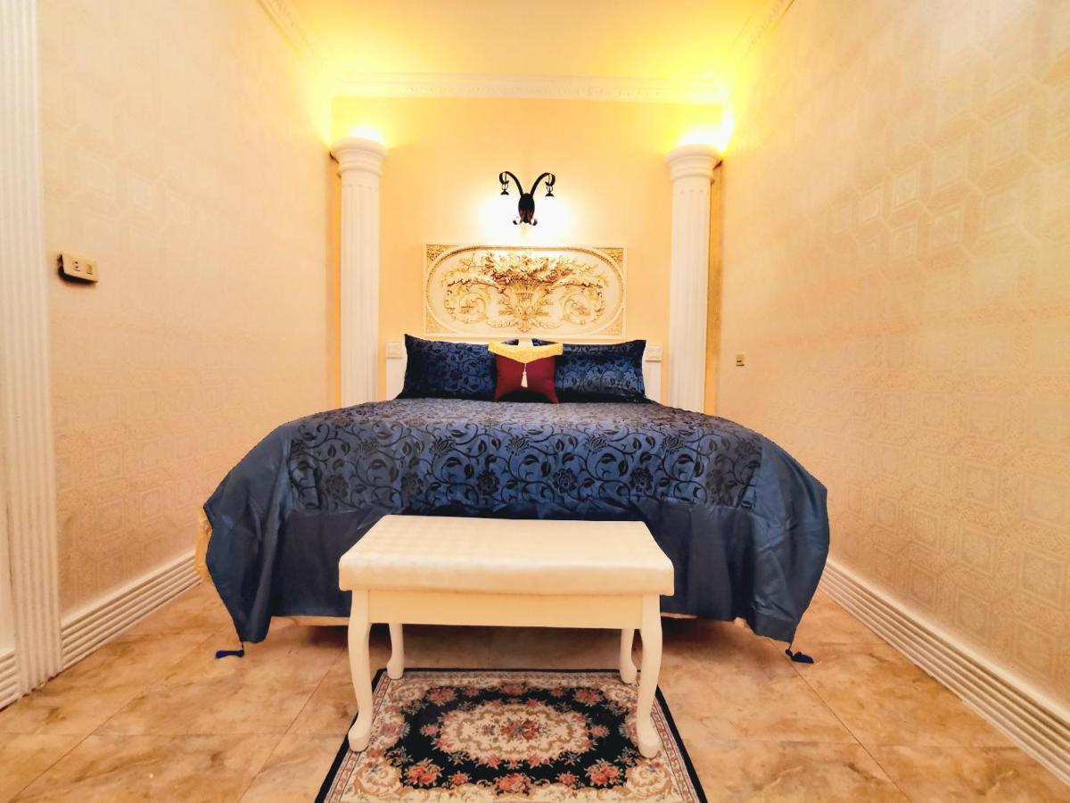 Deluxe Double Room with Bath