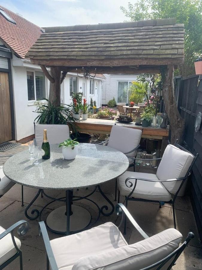 No - 48 Hamnet - Bed and Breakfast