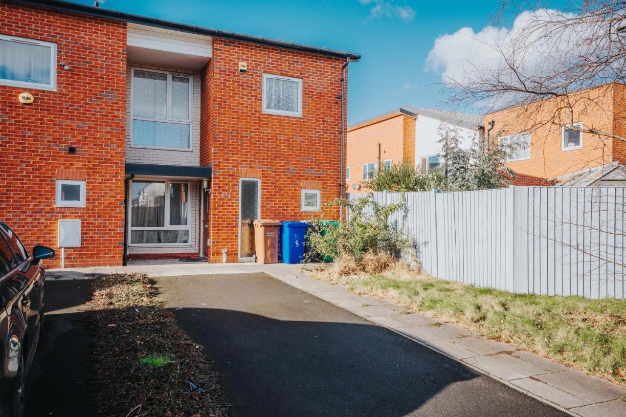 Sunset Suite - Coop LIVE - Etihad - Pool Table - B&B Manchester