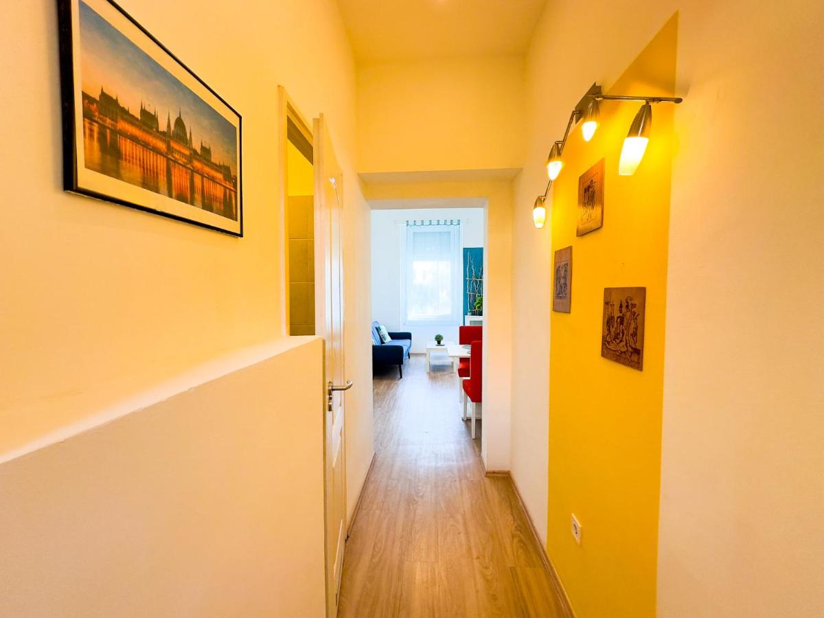 Spacious Buda Apartment Air Conditioning - B&B Budapest