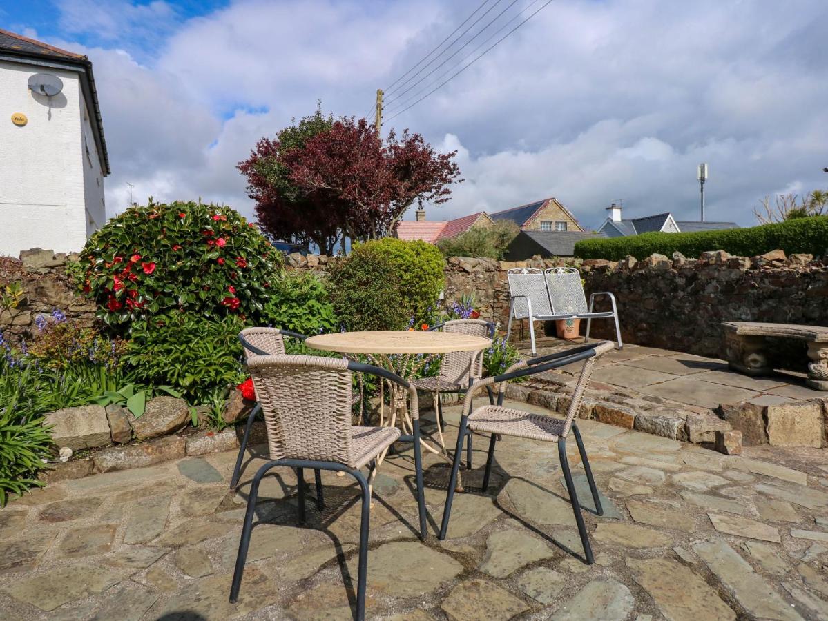 Angorfa Bach - Ferienwohnung Pwllheli