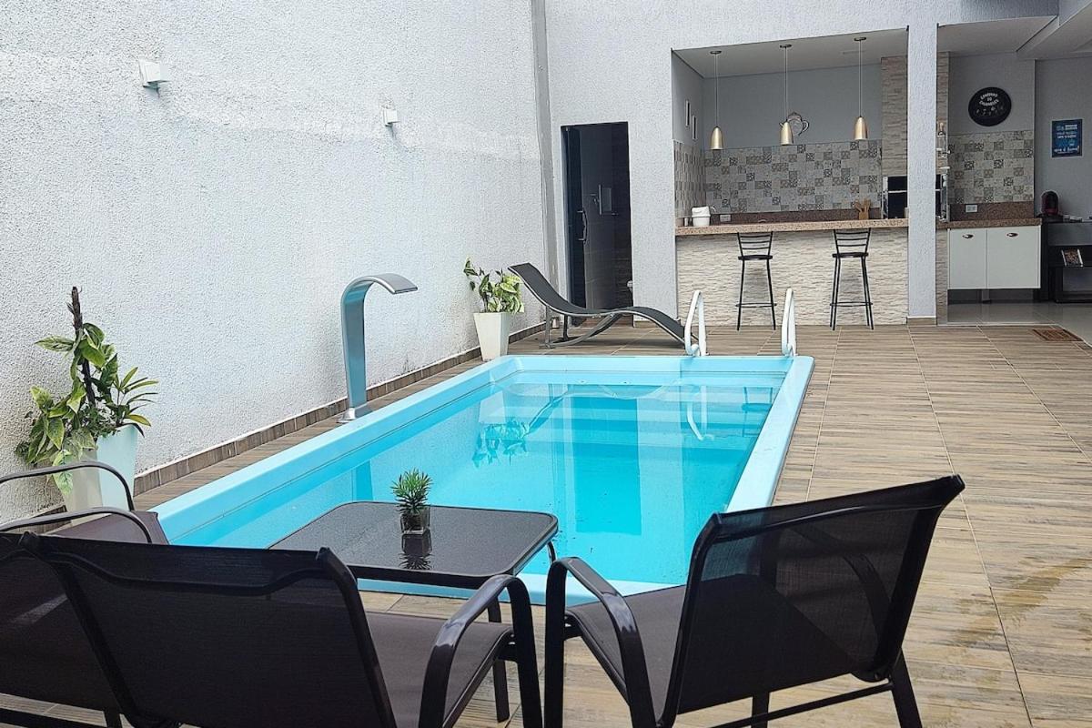Recanto JW - piscina privativa e área gourmet - B&B Caraguatatuba