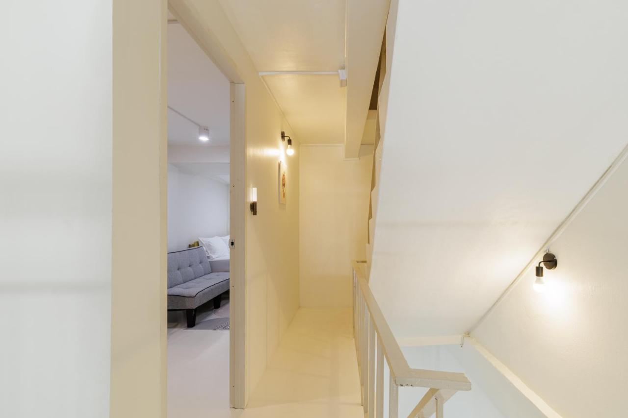 Deluxe Double Room (2 Adults + 1 Child)