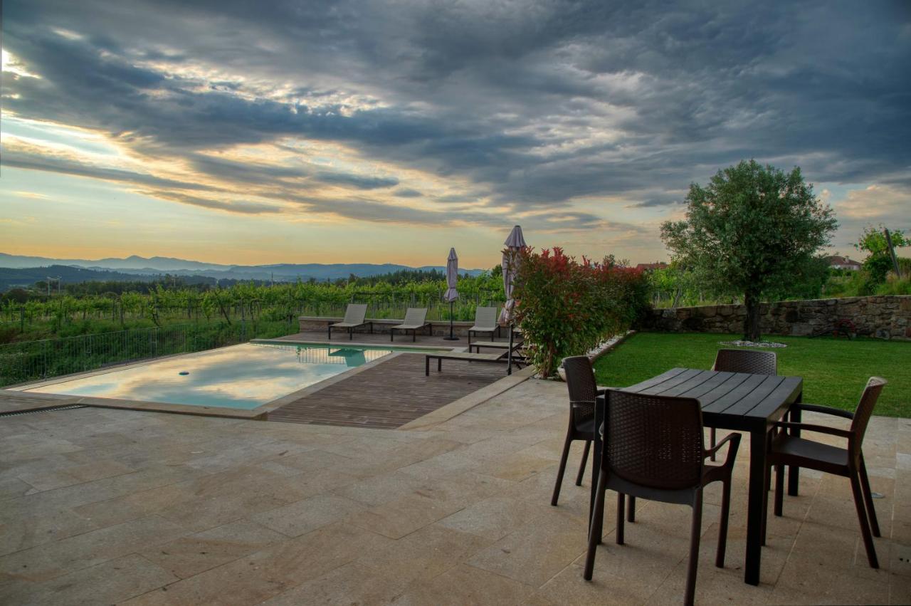 Recanto de Moulães - Bed and Breakfast